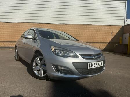 VAUXHALL ASTRA 1.7 CDTi SRi