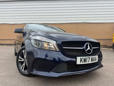 MERCEDES-BENZ A CLASS 2.1 A200d SE